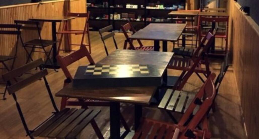 Monkeys Cafe Rumeli Hisarustu Istanbul